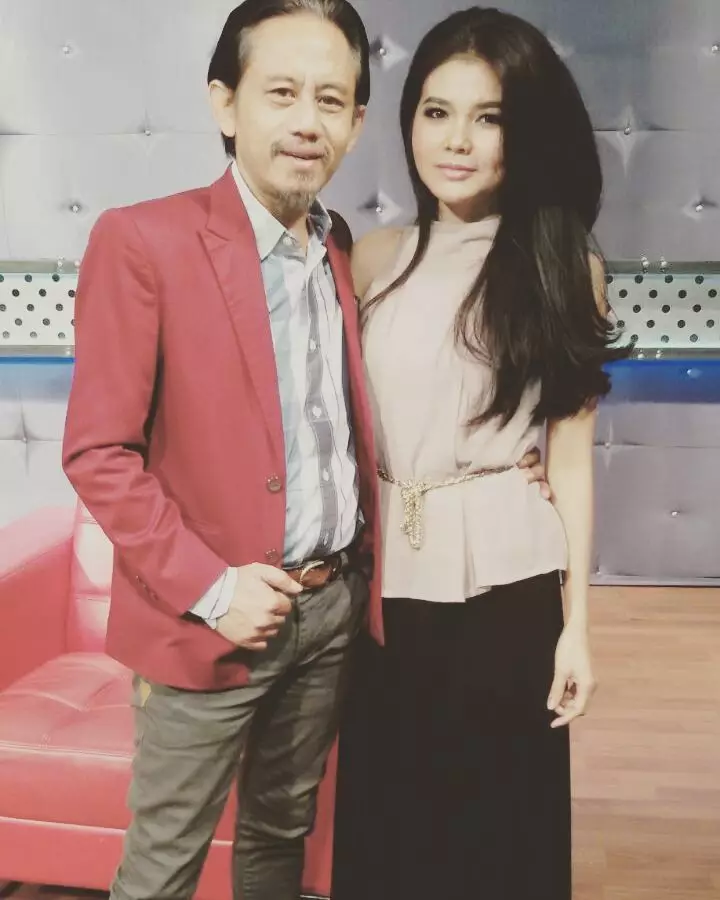 momen pelawak dan istri instagram 