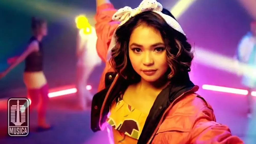 4 Fakta Geisha keluar zona nyaman, rilis lagu jadul Keranjingan Disko berbagai sumber