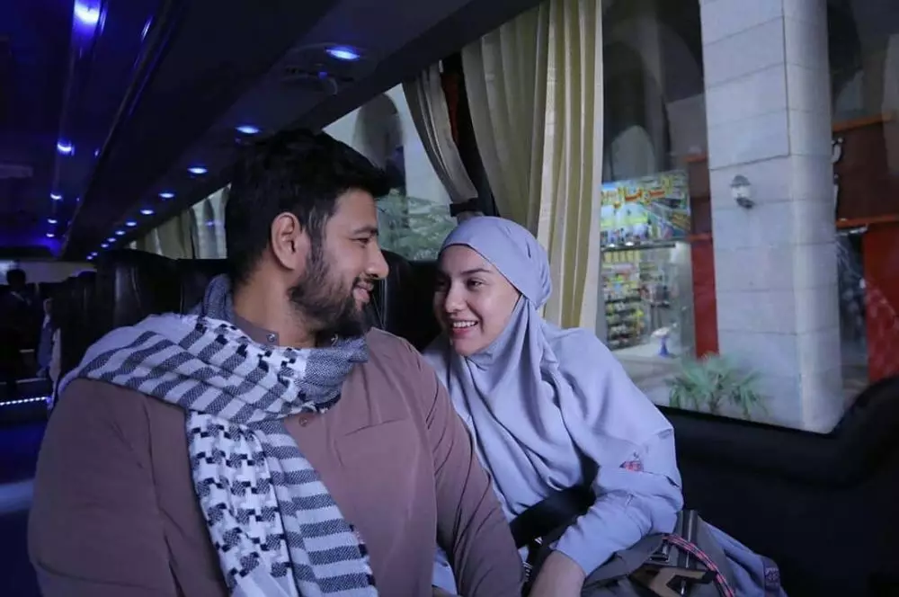 irish bella hamil umrah © 2020 brilio.net irish bella hamil umrah © 2020 brilio.net