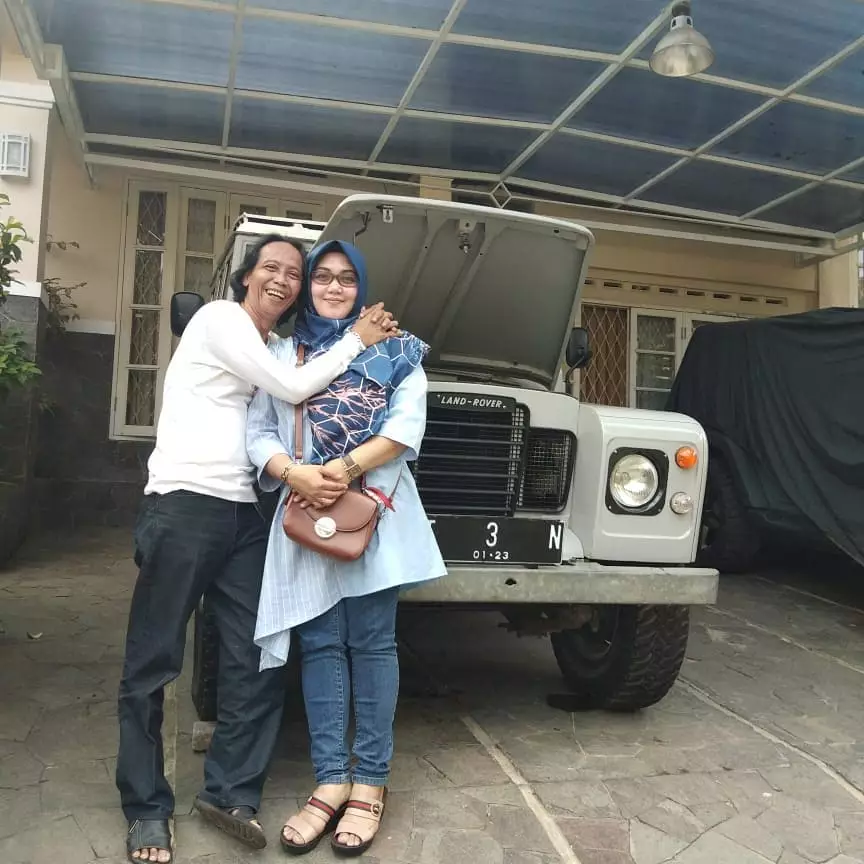 Momen mesra Mandra dan istrinya Instagram 