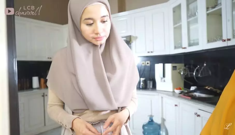 Penampakan dapur rumah Laudya Cynthia Bella YouTube