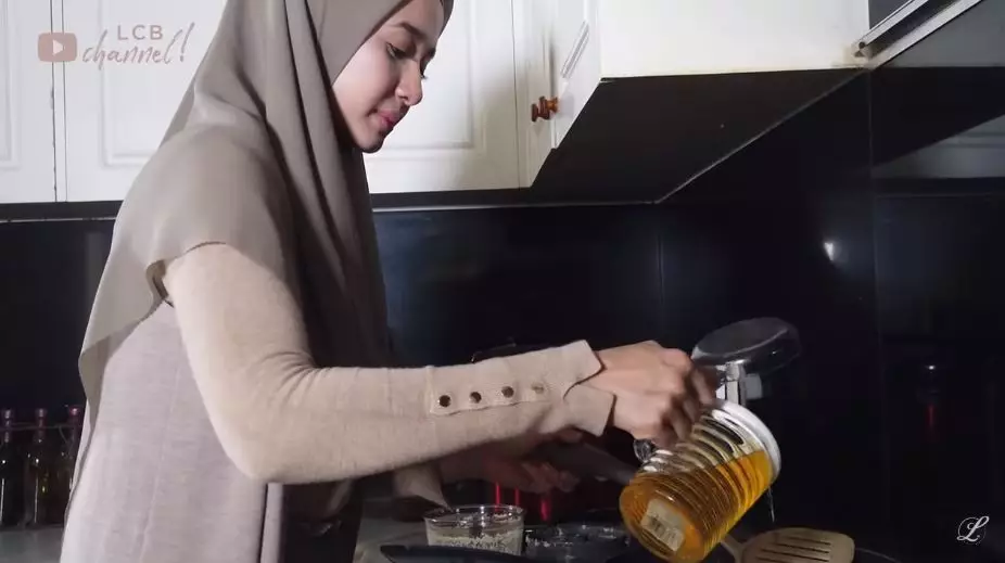 Penampakan dapur rumah Laudya Cynthia Bella YouTube