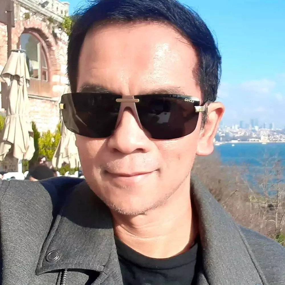 Potret terkini Krisna Mukti Instagram 