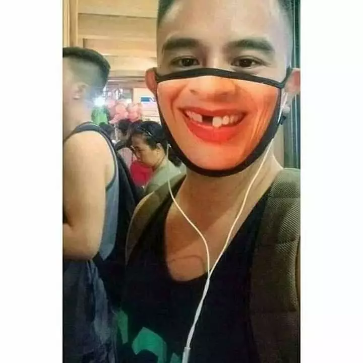 9 Masker ini bentuknya nyeleneh, Instagram 9 Masker ini bentuknya nyeleneh, Instagram