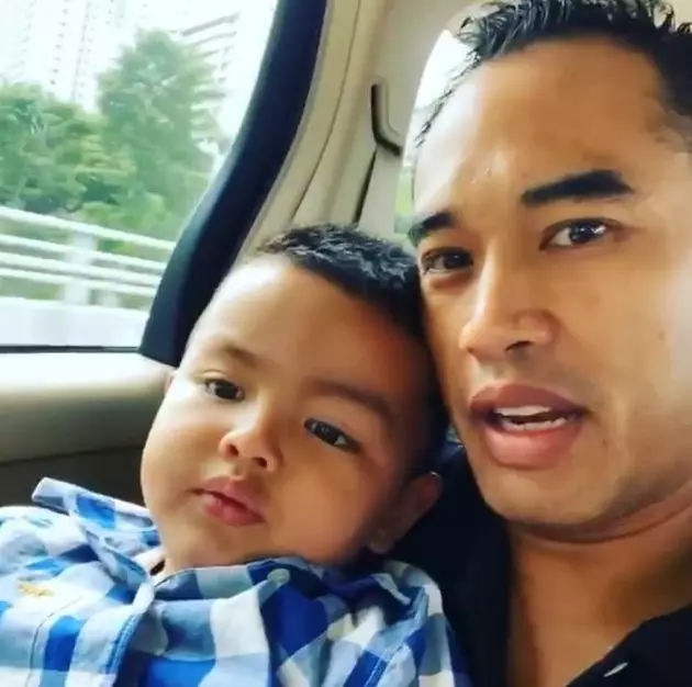 Ardi Bakrie momong anak  Instagram 