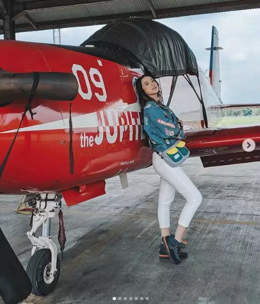 8 Gaya Anya Geraldine jadi atlet paralayang di 'Serigala Langit' Instagram @anyageraldine