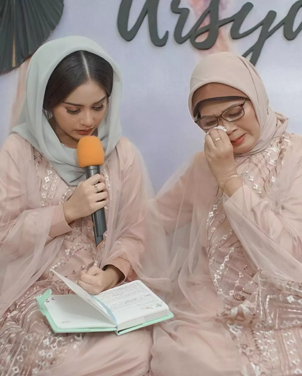 pengajian Tiwi T2 instagram  pengajian Tiwi T2 instagram