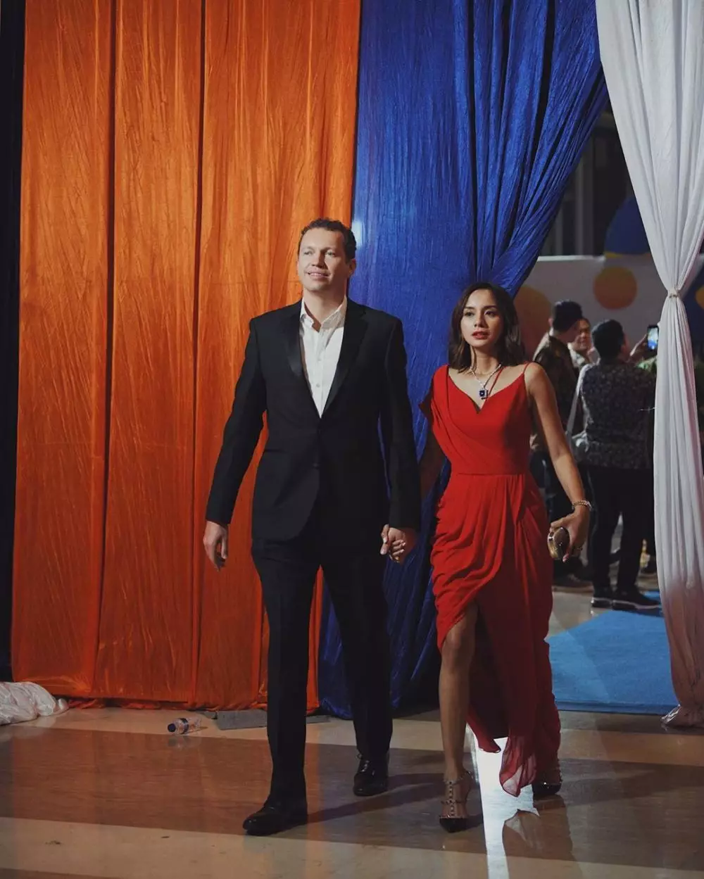 Kirana Larasati dan pacar © 2020 brilio.net Kirana Larasati dan pacar © 2020 brilio.net