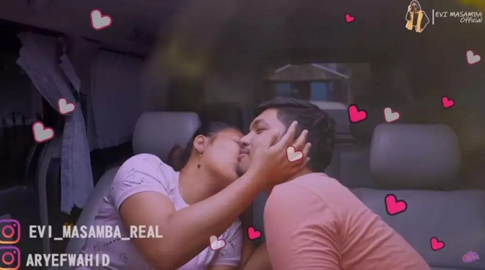 evi masamba kado mobil © 2020 brilio.net evi masamba kado mobil © 2020 brilio.net