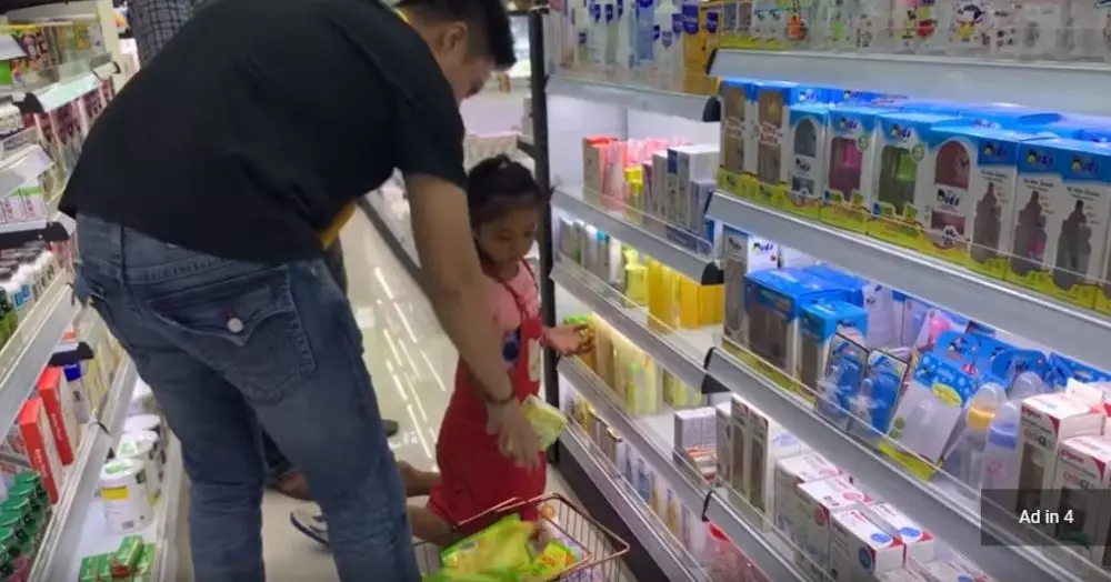 7 momen Baim Wong bertemu sopir angkot viral, mengharukan YouTube 7 momen Baim Wong bertemu sopir angkot viral, mengharukan YouTube