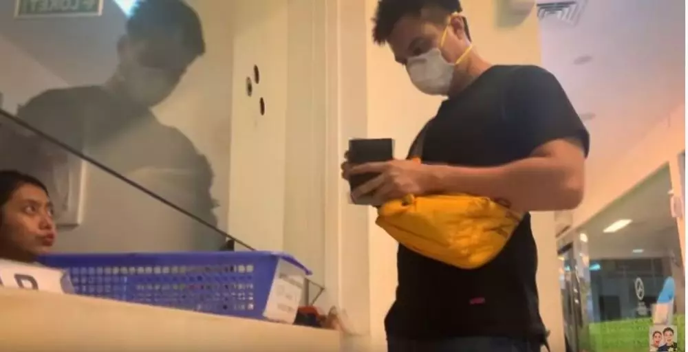 7 momen Baim Wong bertemu sopir angkot viral, mengharukan YouTube 7 momen Baim Wong bertemu sopir angkot viral, mengharukan YouTube