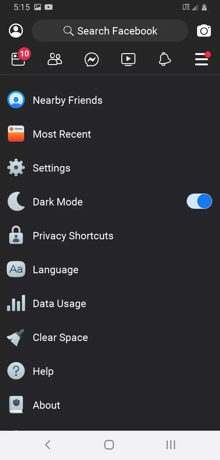 Dark mode di FB Lite © 2020 brilio.net