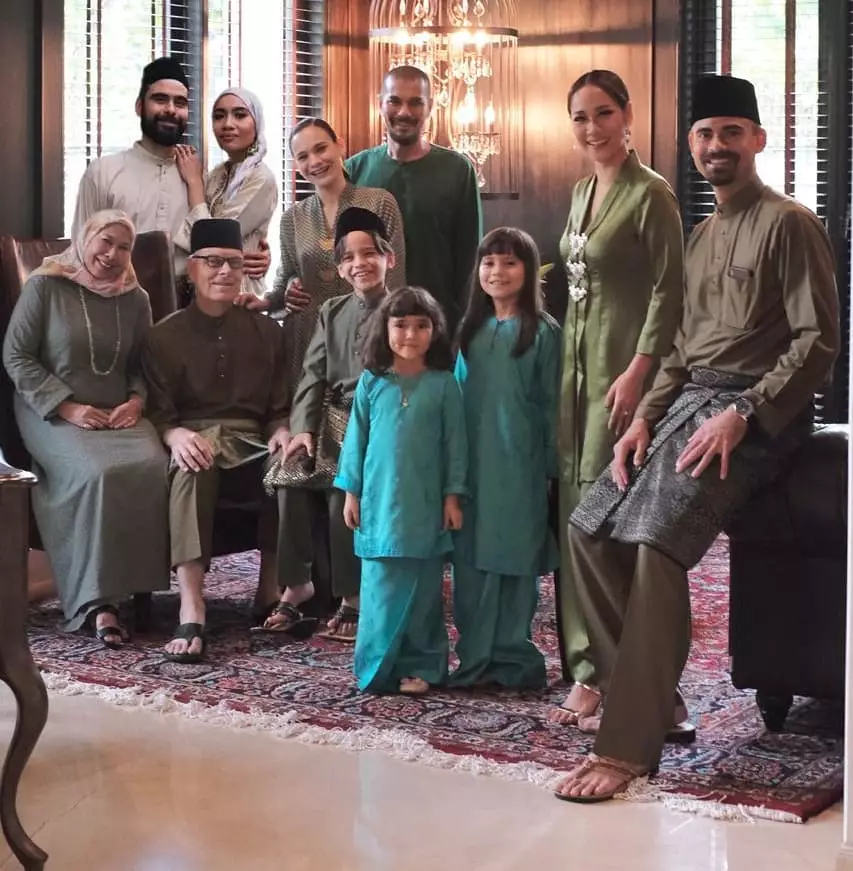 Kenangan Ashraf dan keluarga © 2020 brilio.net