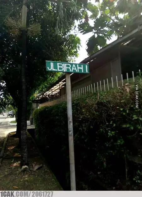 potret nama jalan ini nyeleneh berbagai sumber potret nama jalan ini nyeleneh berbagai sumber