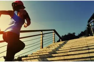 6 Tanda masalah jantung saat olahraga, jangan diabaikan