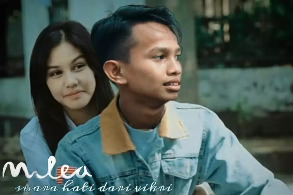 8 Editan poster Suara dari Dilan instagram 