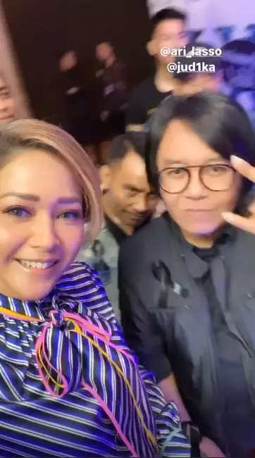 5 Potret Maia Estianty setelah potong rambut Istimewa