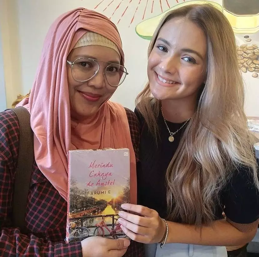 Potret terbaru Amanda Rawles Instagram/@amndarawlles  @indry.indriani.39 Potret terbaru Amanda Rawles Instagram/@amndarawlles  @indry.indriani.39