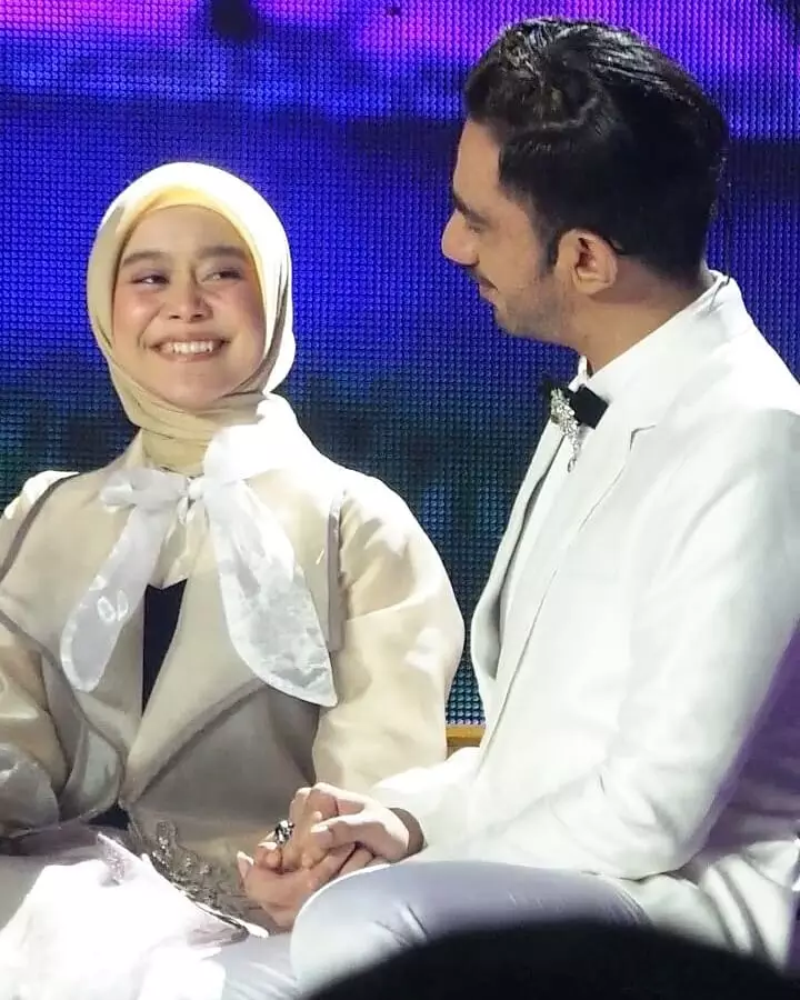 Reza dan Lesty kakak instagram 