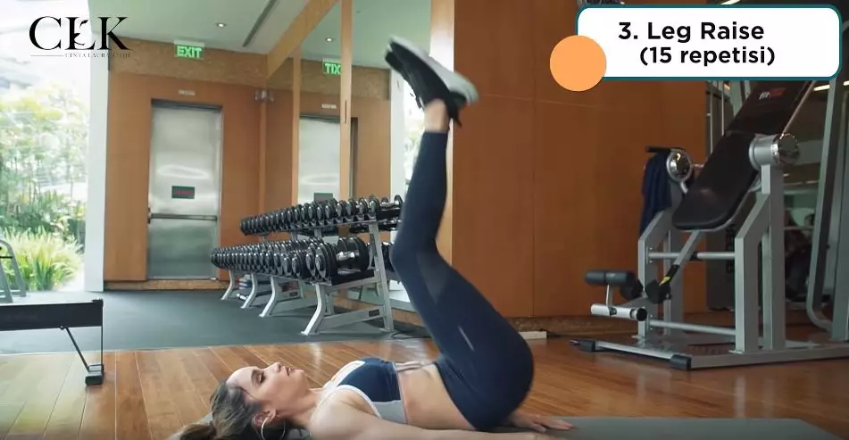 7 Cara mudah membentuk perut Berbagai sumber 7 Cara mudah membentuk perut Berbagai sumber