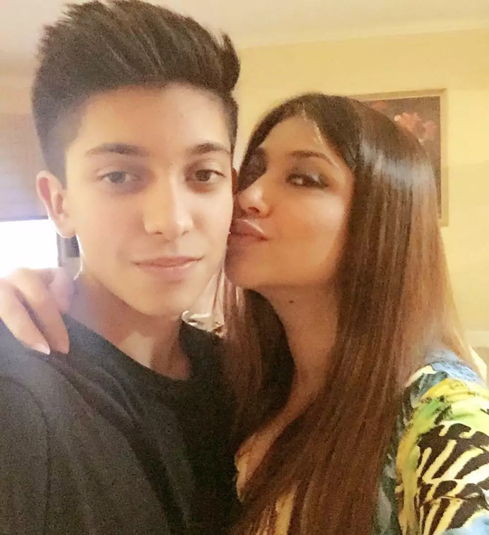 Potret transformasi putra Sarah Azhari Instagram