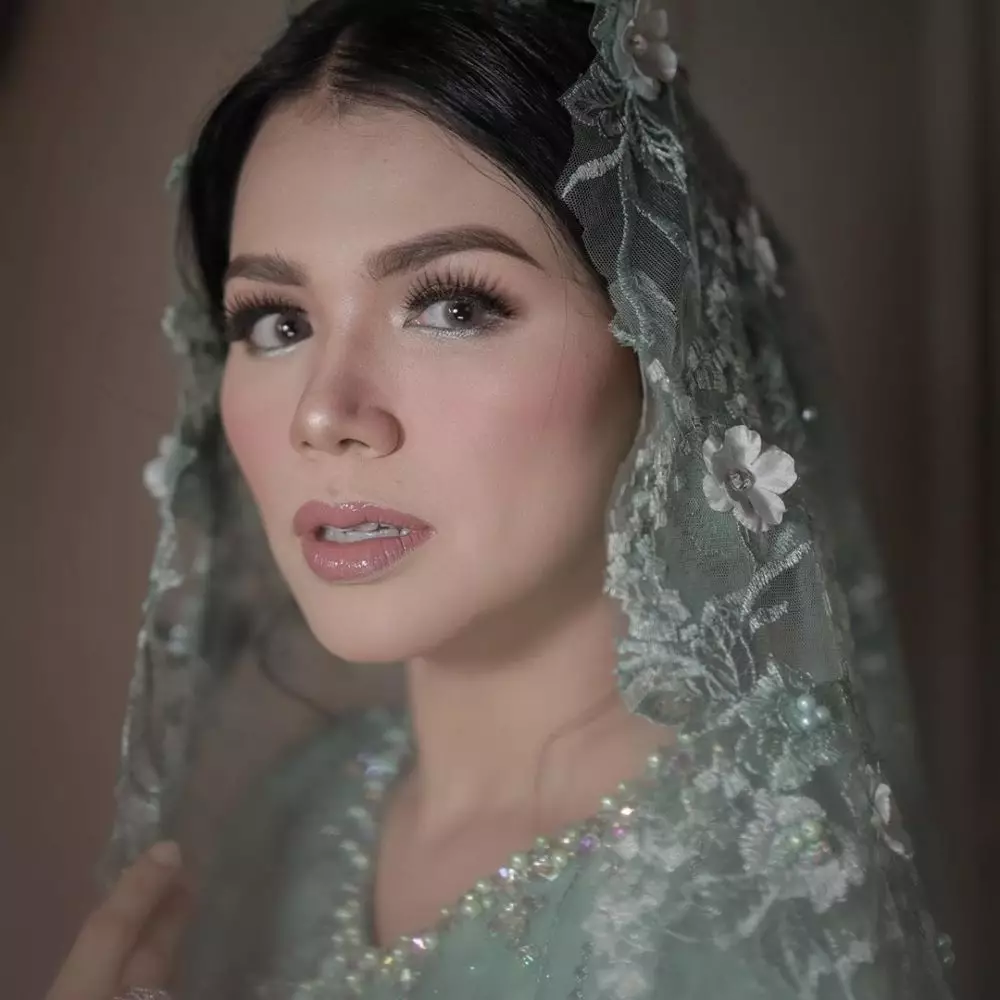 ini 6 potret Kalia Labitta adik Vicky Shu Instagram