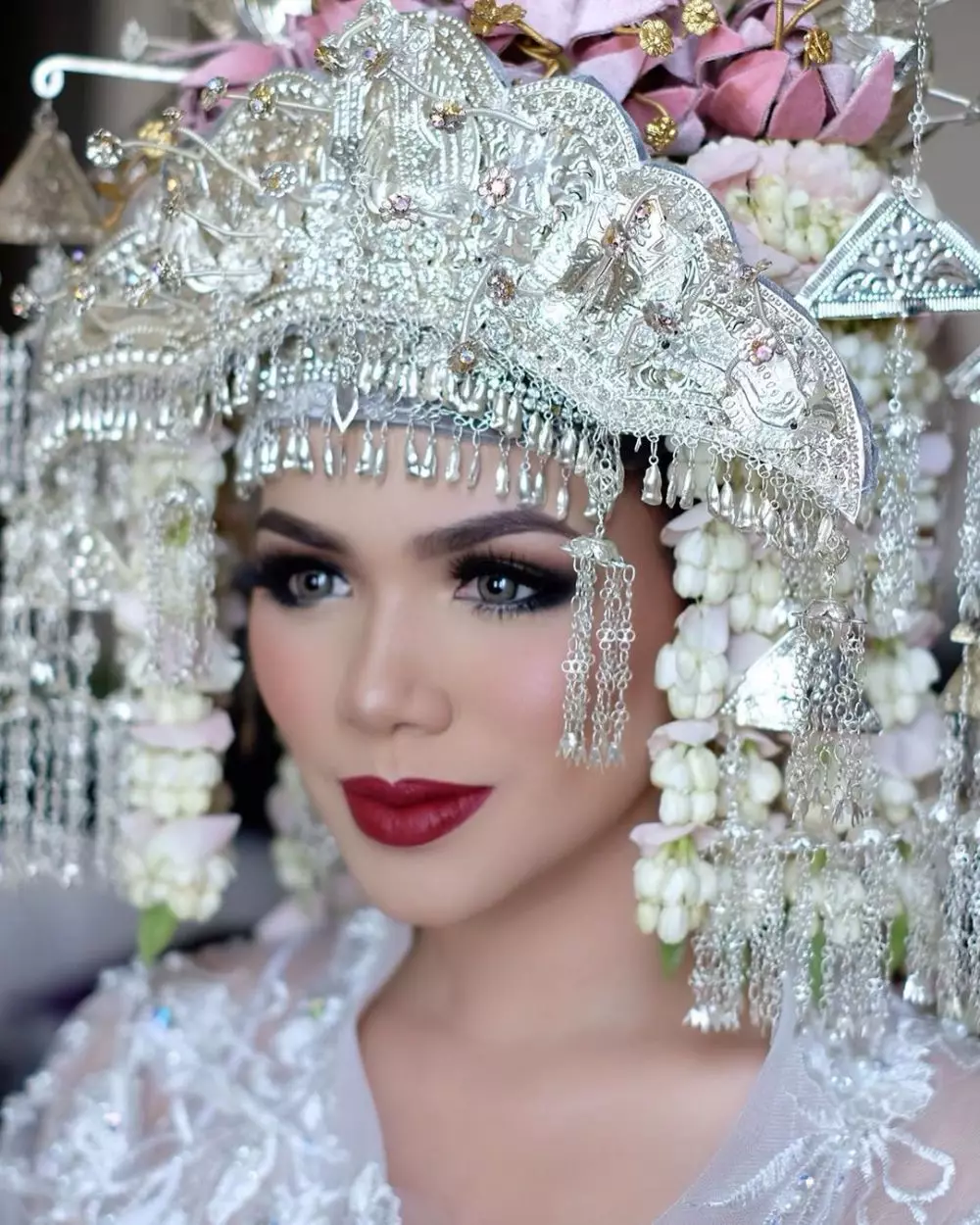 ini 6 potret Kalia Labitta adik Vicky Shu Instagram