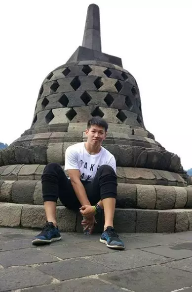 10 Gaya Abraham Damar Grahita di luar lapangan, simple tapi cool Instagram/@abrahamdg_