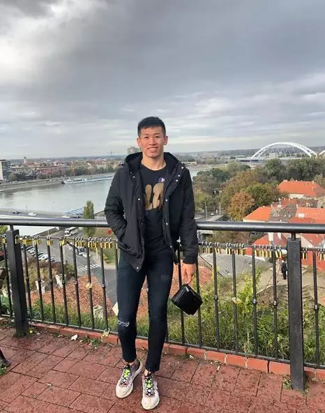 10 Gaya Abraham Damar Grahita di luar lapangan, simple tapi cool Instagram/@abrahamdg_