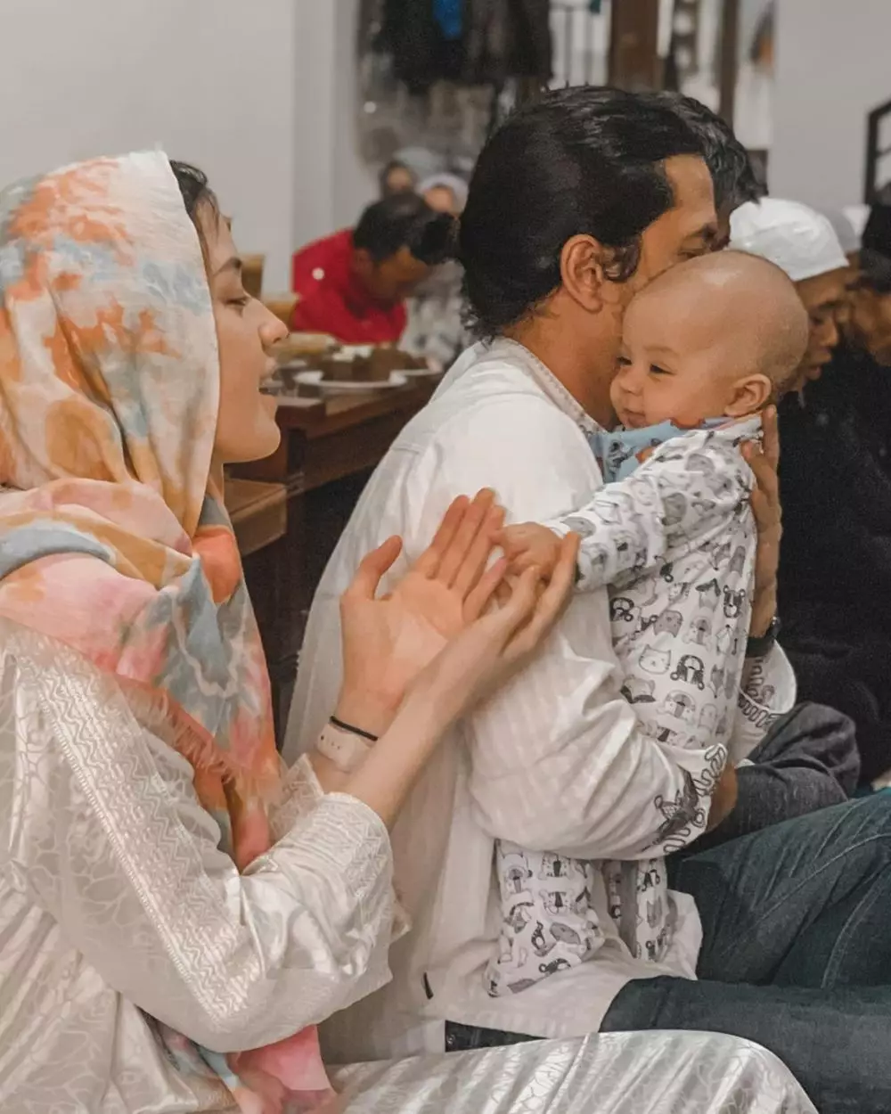 Momen akikah anak Kimbery Ryder Instagram/@kimbrlyryder