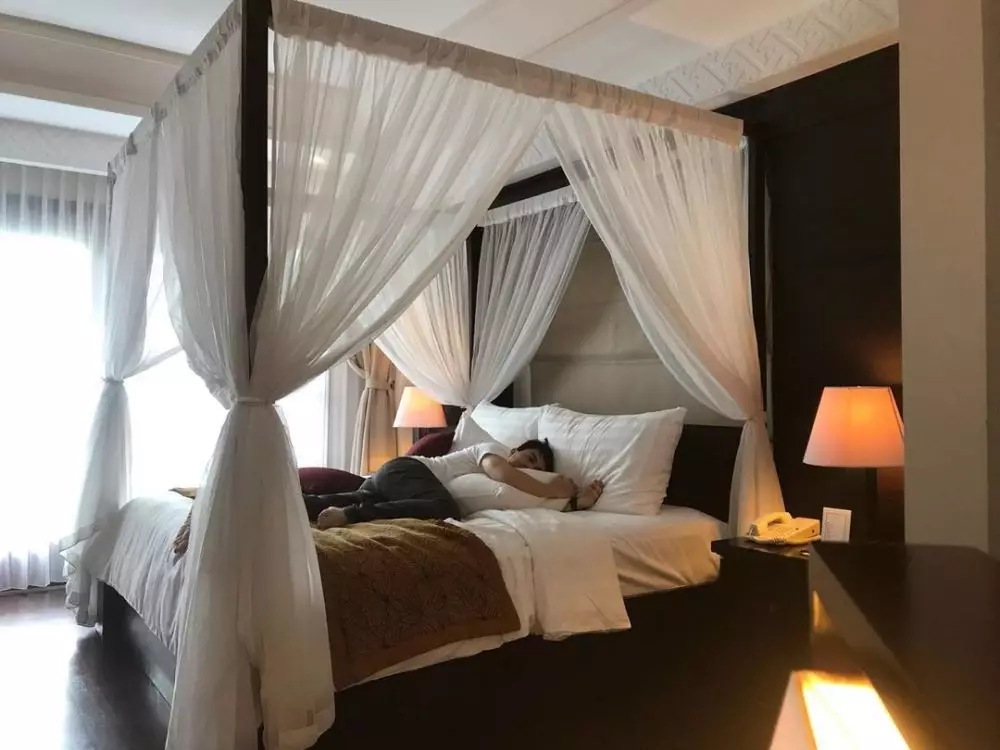 sahrul gunawan untuk bulan madu © 2020 brilio.net sahrul gunawan untuk bulan madu © 2020 brilio.net