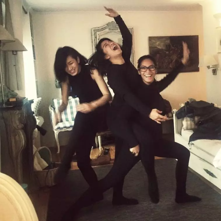 13 tahun bersahabat ini potret kompak Renatta dan Tara basro Instagram 13 tahun bersahabat ini potret kompak Renatta dan Tara basro Instagram