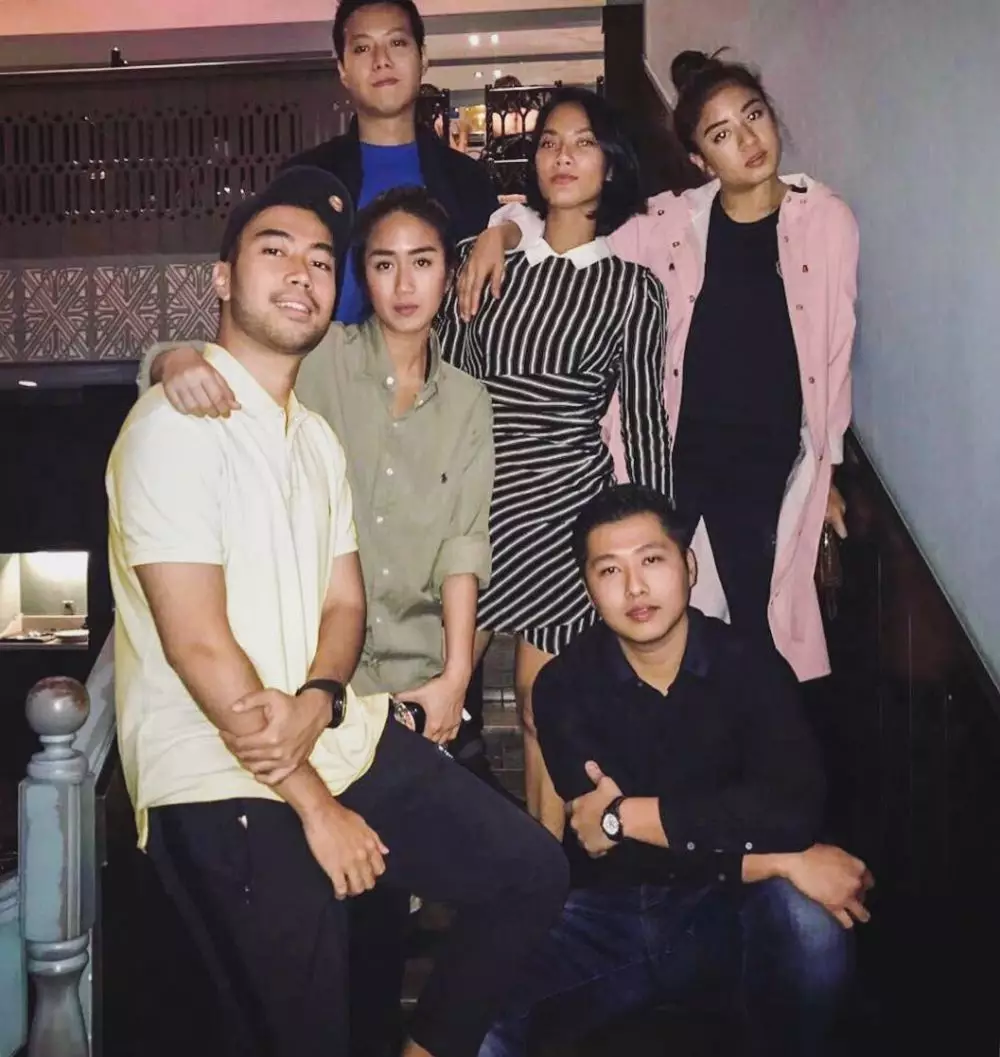 13 tahun bersahabat ini potret kompak Renatta dan Tara basro Instagram 13 tahun bersahabat ini potret kompak Renatta dan Tara basro Instagram