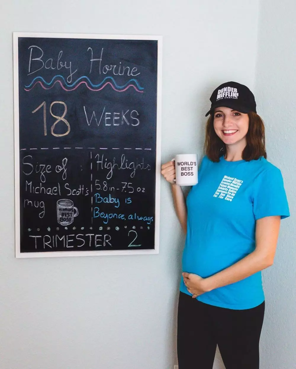 10 gaya wanita pakai kostum unik rayakan kehamilan Instagram