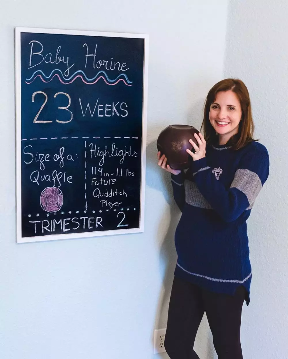 10 gaya wanita pakai kostum unik rayakan kehamilan Instagram