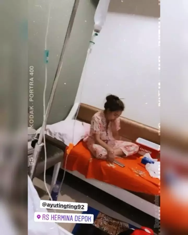 Potret Ayu Ting Ting Instagram/@ayutingting92