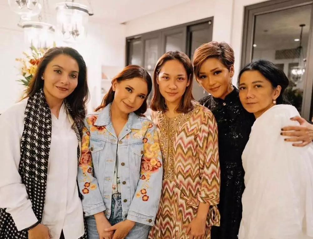 Cerita Rossa temani BCL Instagram Cerita Rossa temani BCL Instagram