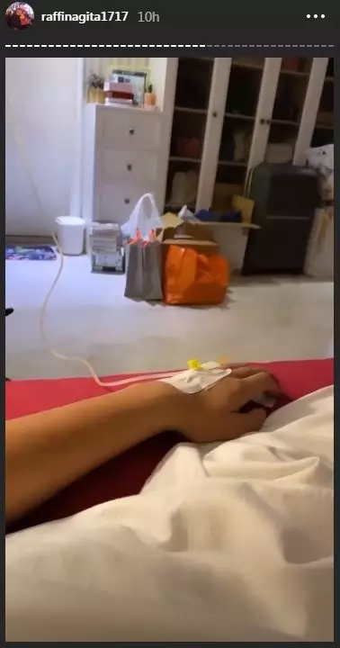 raffi diinfus tidur © 2020 brilio.net