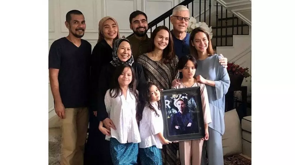 Noah Sinclair tersenyum   Instagram Noah Sinclair tersenyum   Instagram