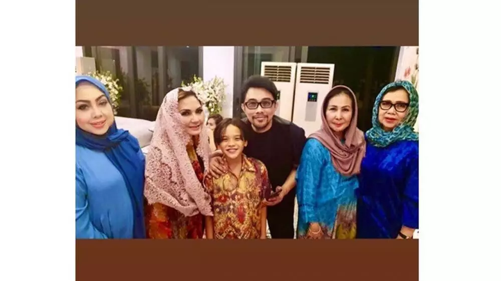 Noah Sinclair tersenyum   Instagram Noah Sinclair tersenyum   Instagram