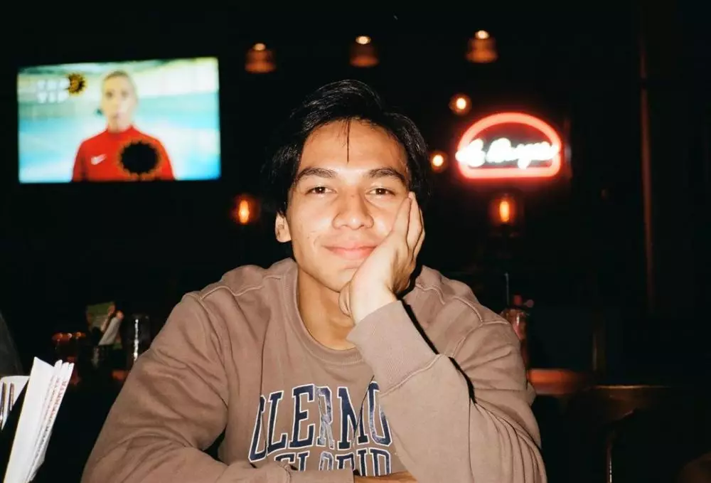 Jefri Nichol digugat Falcon  Instagram