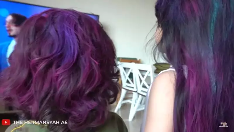 Anak seleb ini ganti warna rambut Instagram/@nirinazubir_ ; @shela_lala96 Anak seleb ini ganti warna rambut Instagram/@nirinazubir_ ; @shela_lala96