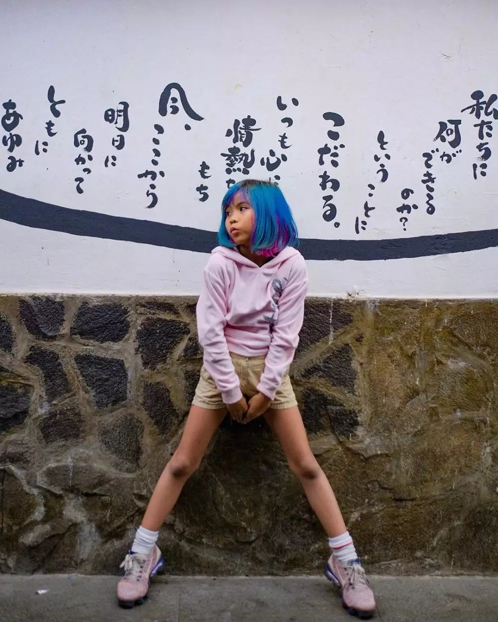 potret Zivara dengan rambut warna-warni Instagram potret Zivara dengan rambut warna-warni Instagram