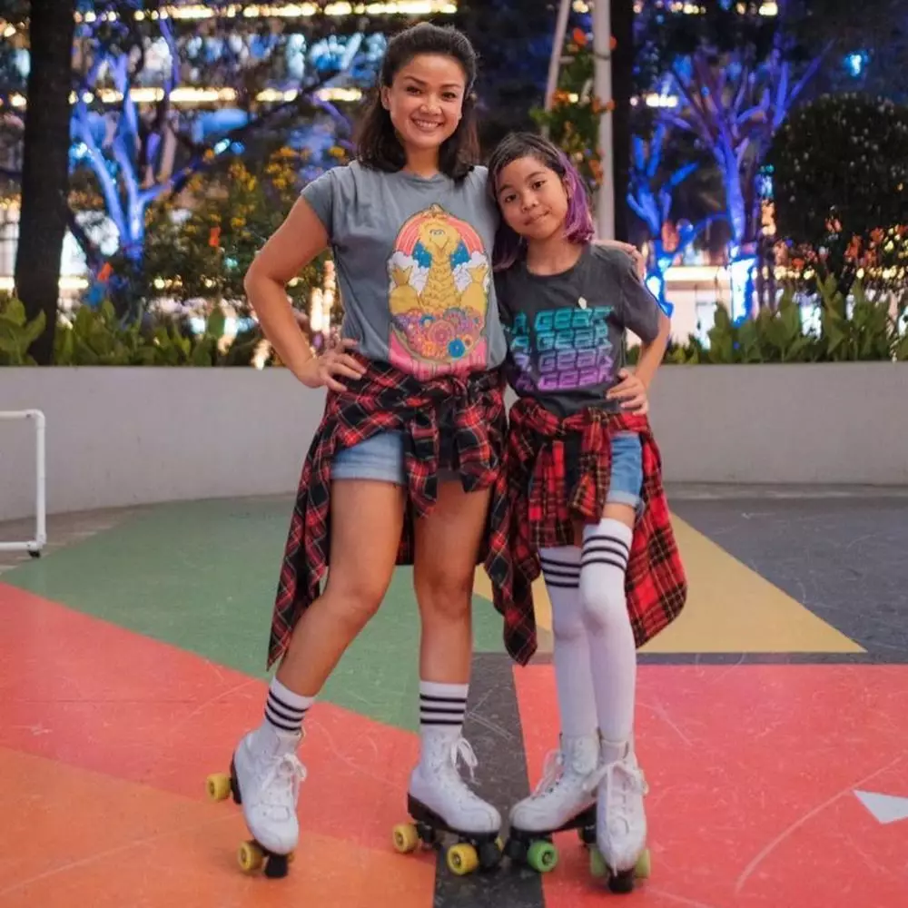 potret Zivara dengan rambut warna-warni Instagram potret Zivara dengan rambut warna-warni Instagram