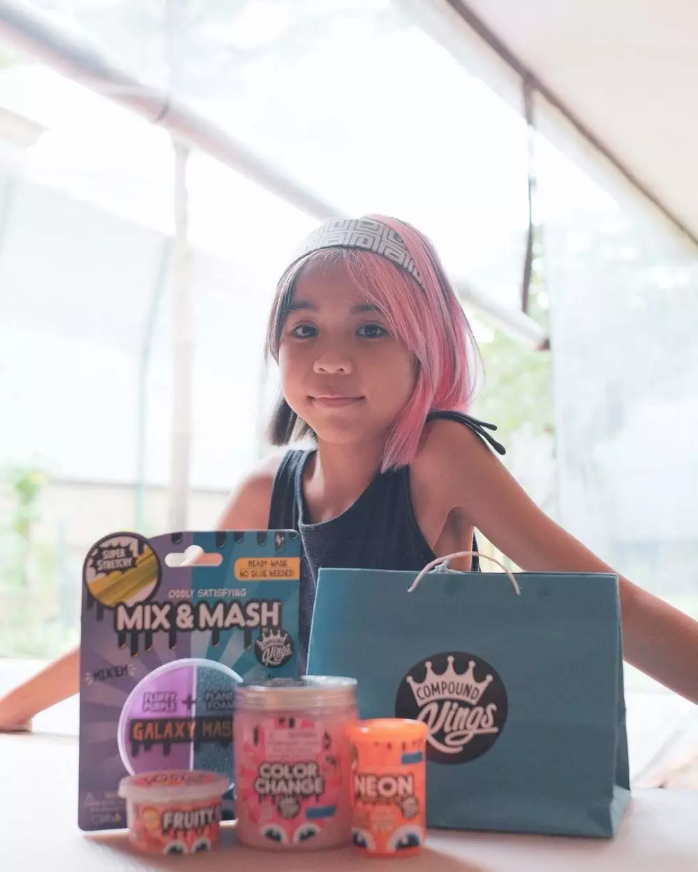 potret Zivara dengan rambut warna-warni Instagram potret Zivara dengan rambut warna-warni Instagram