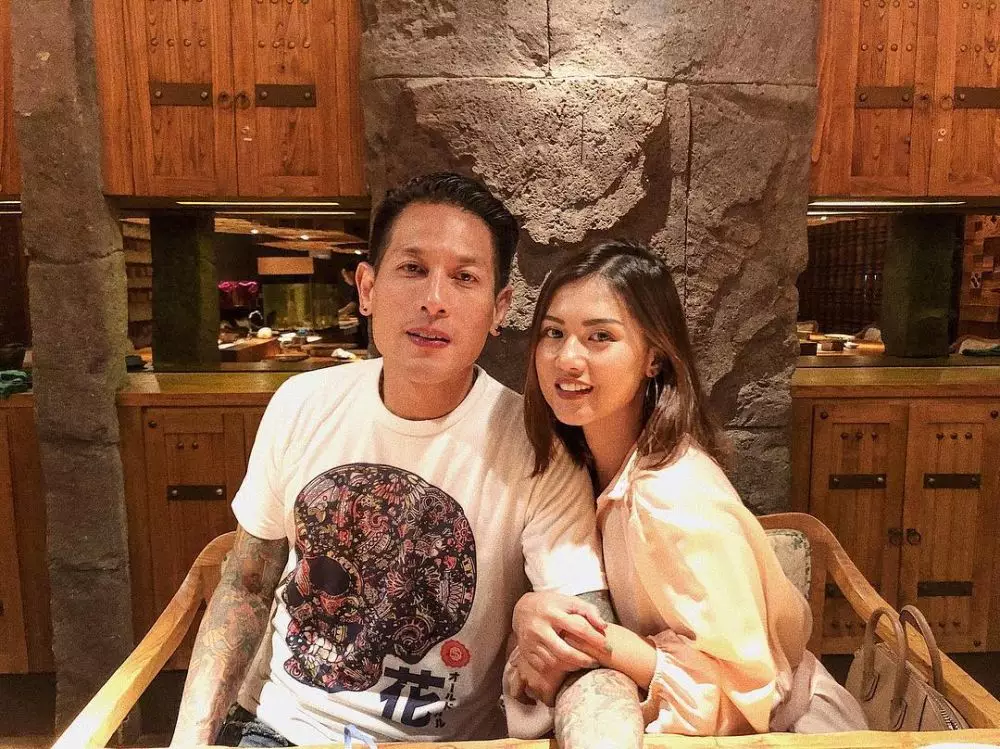 Seleb ini pernah dekat dengan Chef Juna Instagram 