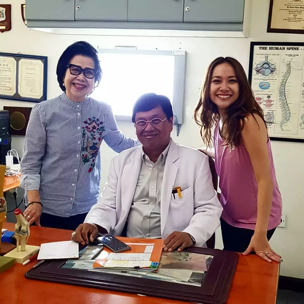 potret ibunda BCL yang miliki paras cantik Instagram