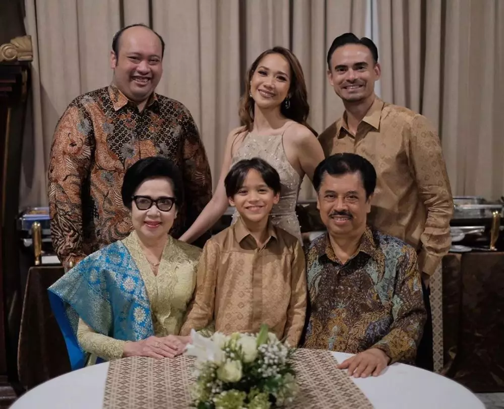 potret ayah bcl © 2020 brilio.net