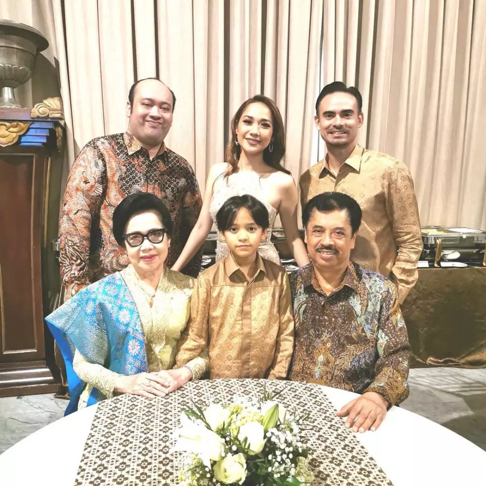 potret ayah bcl © 2020 brilio.net