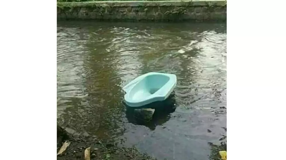 8 Penampakan WC ini bikin Berbagai sumber 8 Penampakan WC ini bikin Berbagai sumber